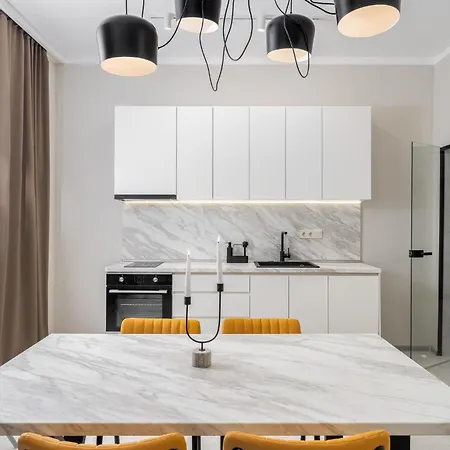 Centre Bright & Sunny Stylish With 2bdr And 2bth Daire *