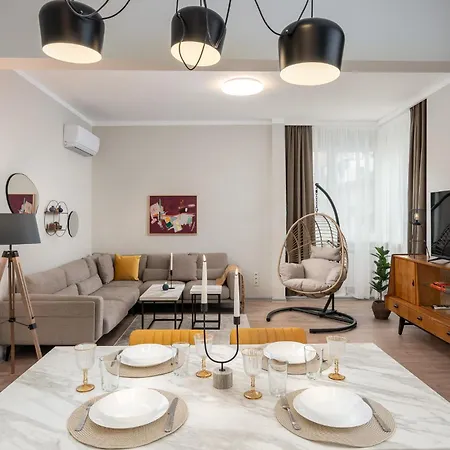 Appartement Centre Bright & Sunny Stylish With 2bdr And 2bth *