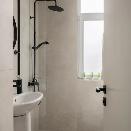 Centre Bright & Sunny Stylish With 2bdr And 2bth Διαμέρισμα Σόφια