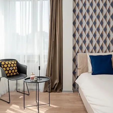 Apartment Centre Bright & Sunny Stylish With 2bdr And 2bth