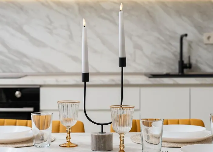 Centre Bright & Sunny Stylish With 2bdr And 2bth * ソフィア